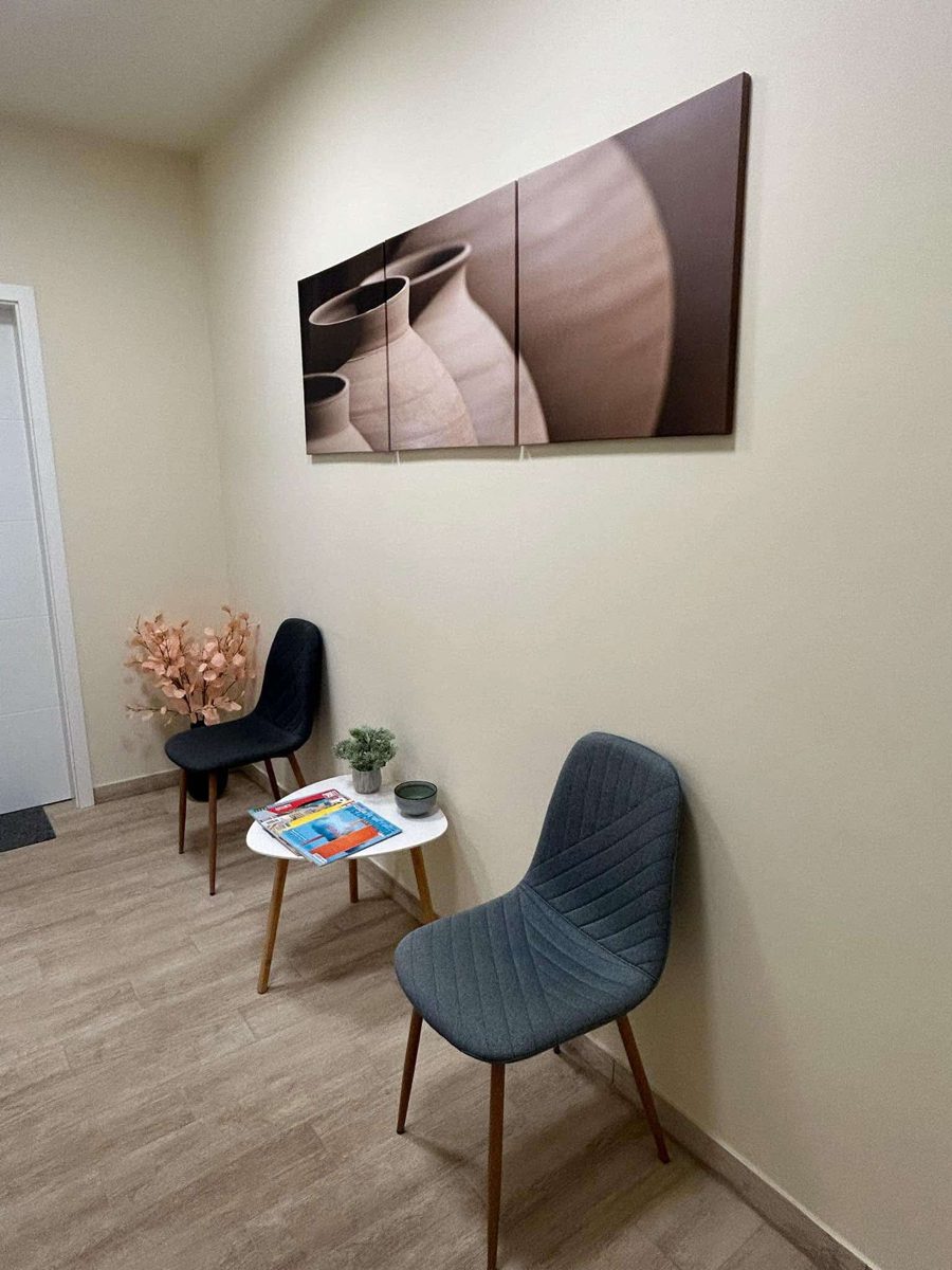 Váróterem / Waiting area